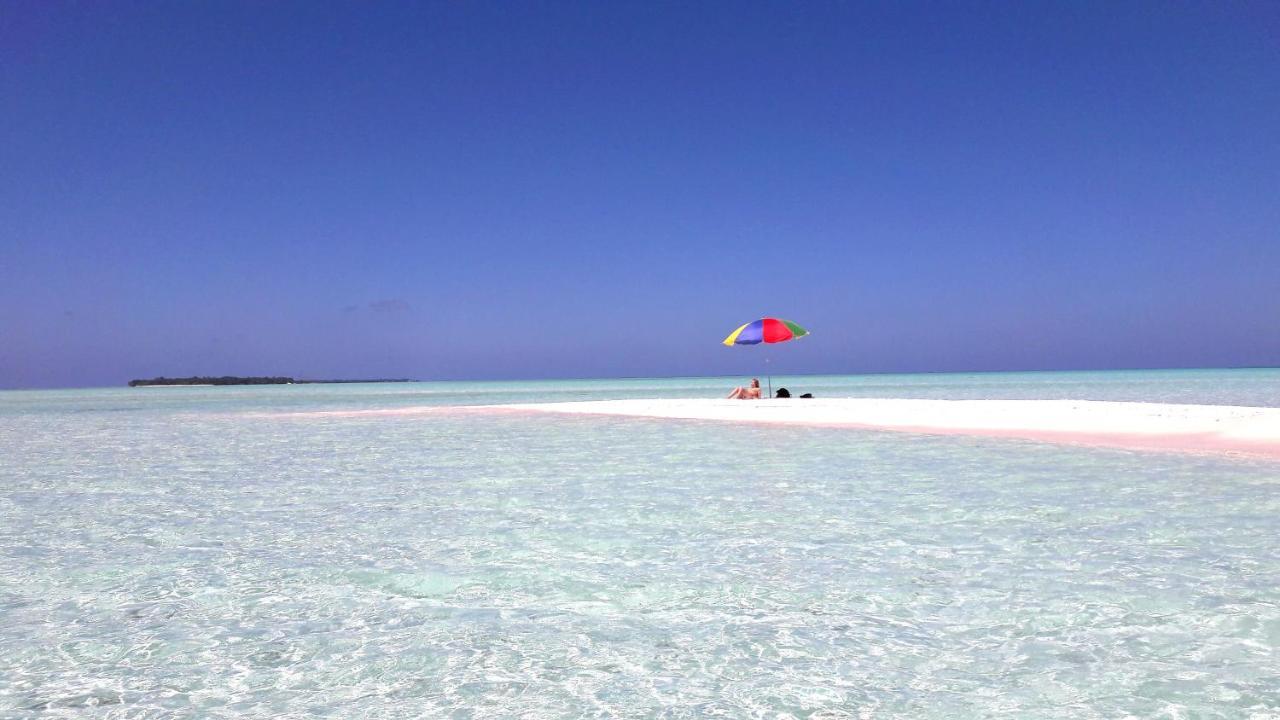 Island Life Maldives Retreat & Spa Magoodhoo Экстерьер фото