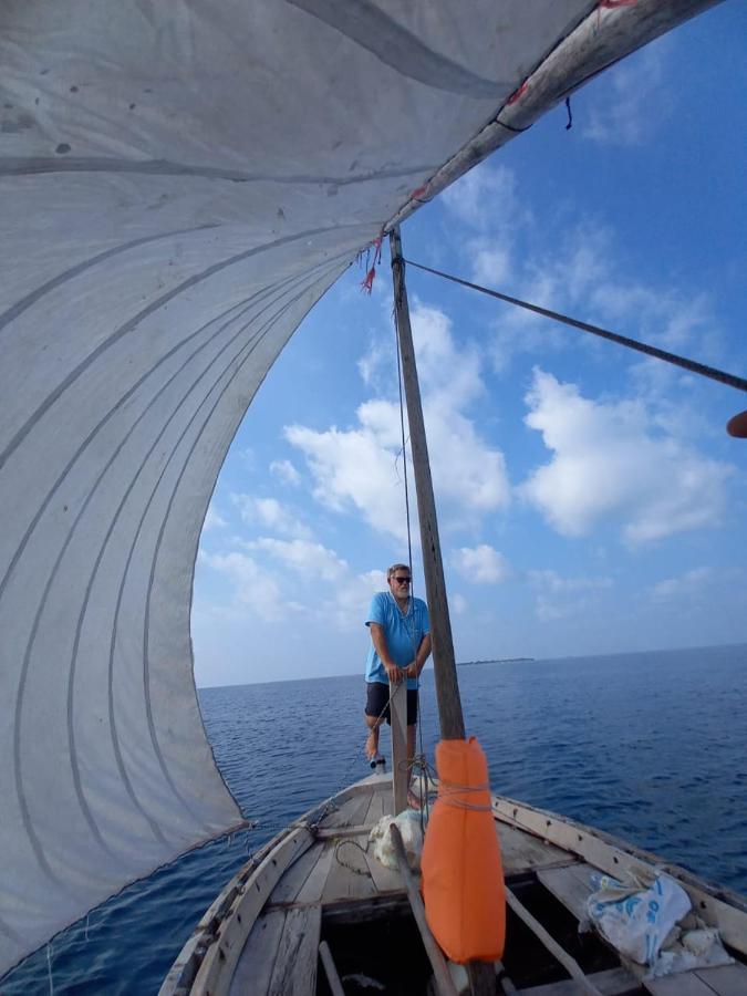 Island Life Maldives Retreat & Spa Magoodhoo Экстерьер фото