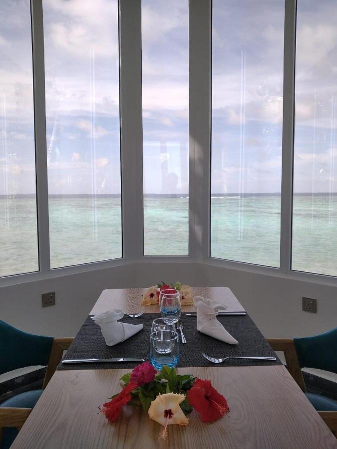 Island Life Maldives Retreat & Spa Magoodhoo Экстерьер фото