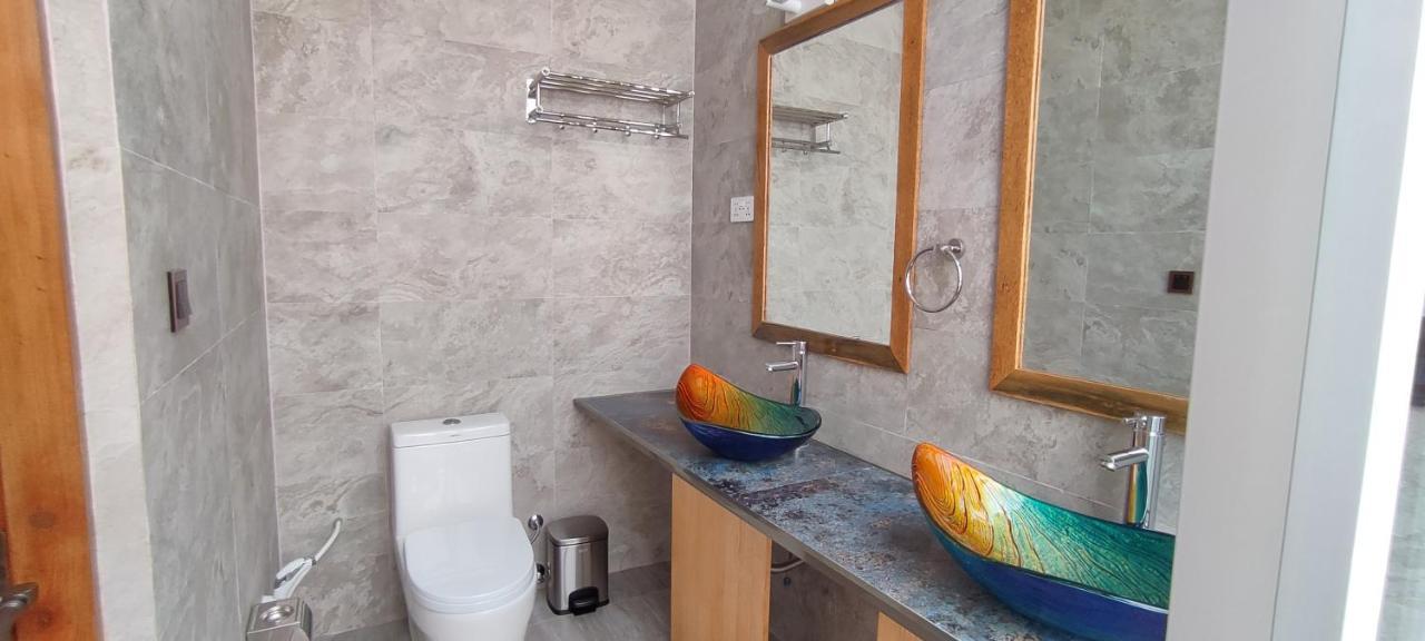 Island Life Maldives Retreat & Spa Magoodhoo Экстерьер фото