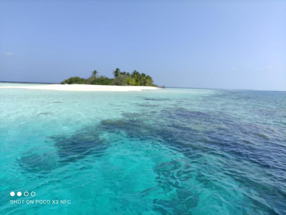 Island Life Maldives Retreat & Spa Magoodhoo Экстерьер фото