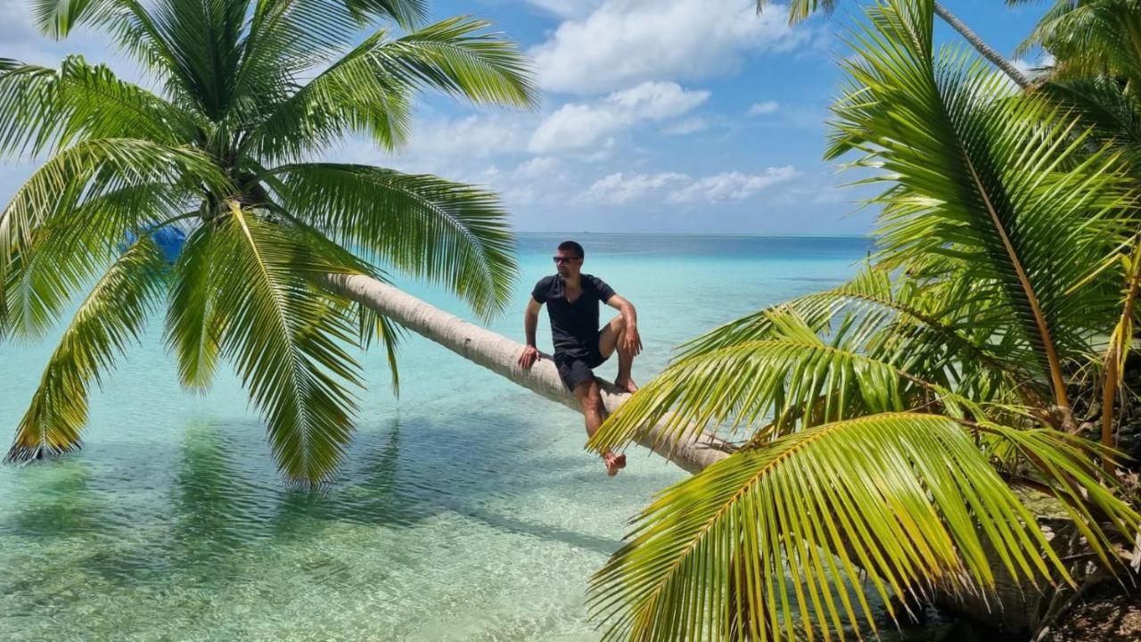 Island Life Maldives Retreat & Spa Magoodhoo Экстерьер фото